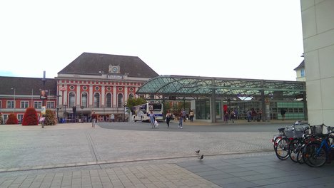 Bahnhof_Foto_2_.jpg