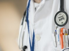 doctor-563428_1280.jpg