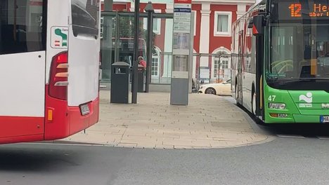 Bus-00104.jpg
